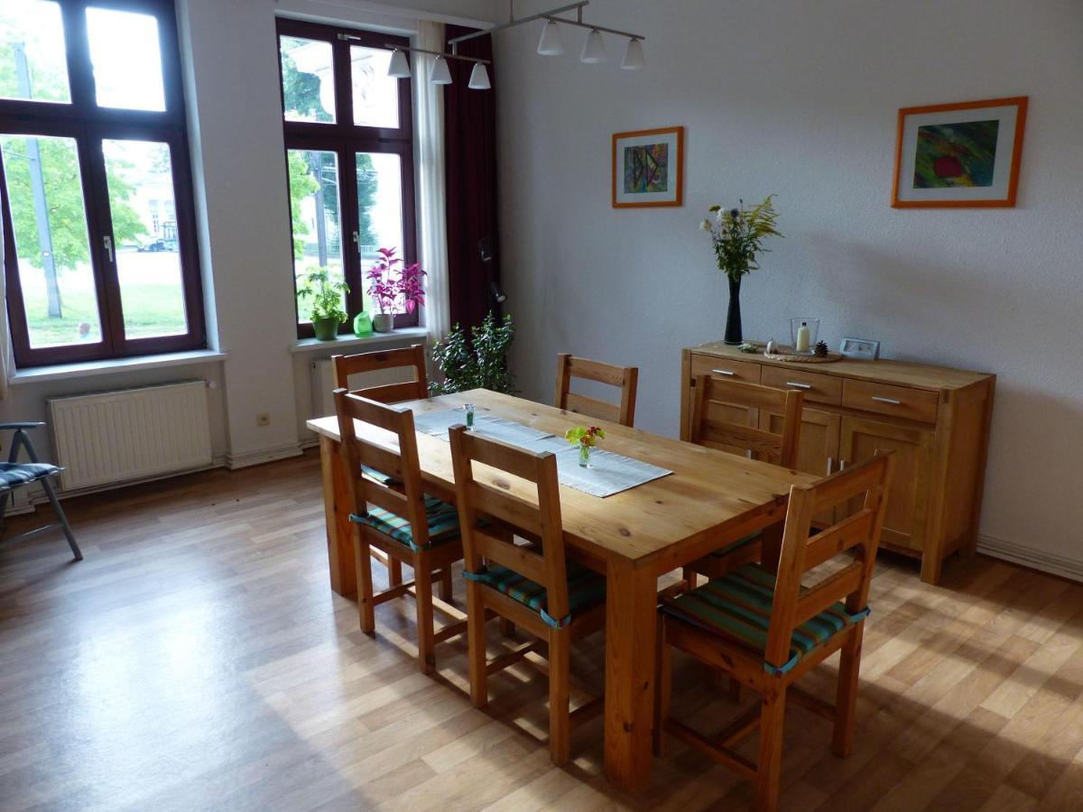 Vis-A-Vis-Berliner-Tor Apartment Schwerin  Exterior photo